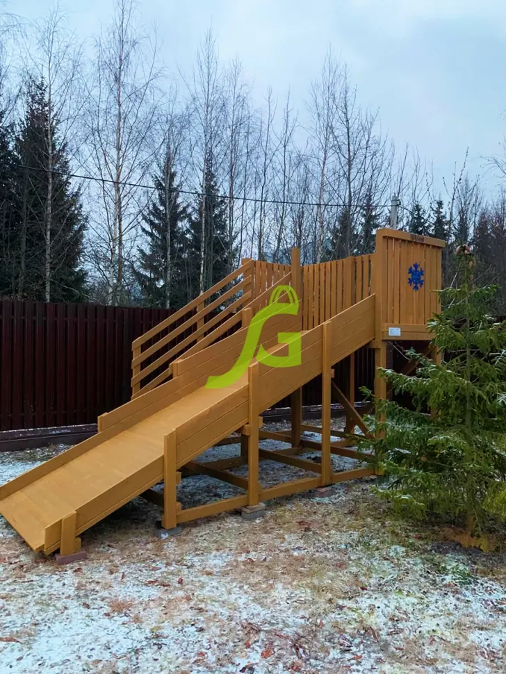 Деревянная зимняя горка IgraGrad Snow Fox (скат 4 м)