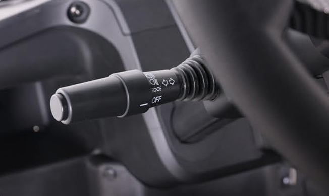 Гольфкар четырехместный OMA Electric 2+2